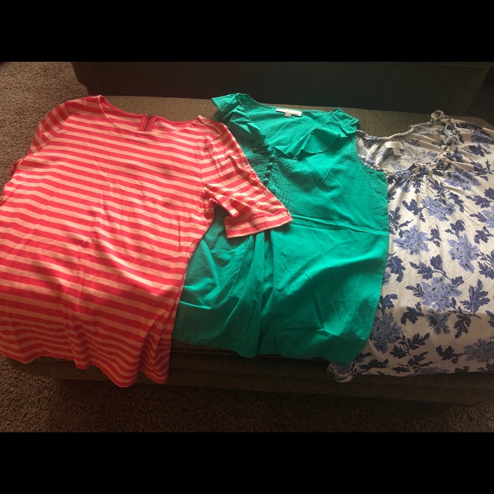 Lot of 3 Loft Tops. Size Small